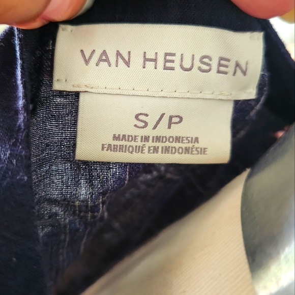 Floral Van Heusen Shirt - Picture 5 of 5